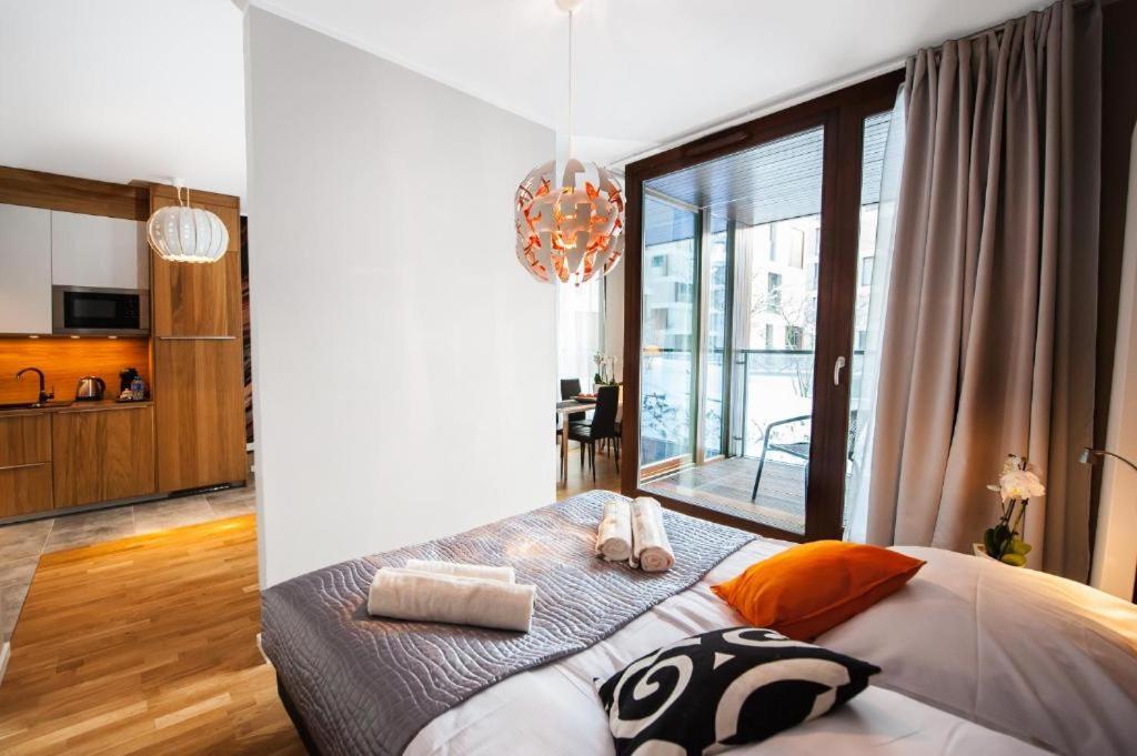 Deluxe Apartments Free Parking Varşovia Exterior foto